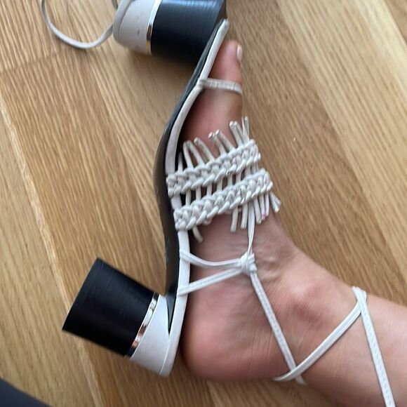 Philip Lim white Lacey block heels 8.5 - Picture 5 of 6